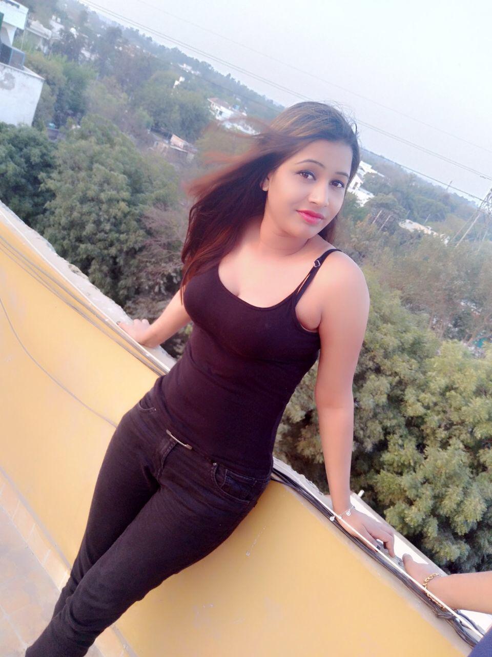 Kritika - Indian escort in Vashi photo 1 of 1