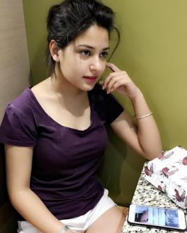 Shalini, a sweet and hot woman awaits you tonight. - 11866