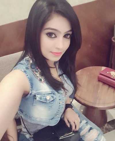 Diksha Faridabad call girl service