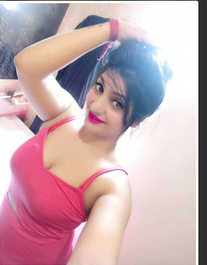 Shobhna - Indian escort in Zirakpur photo 1 of 2