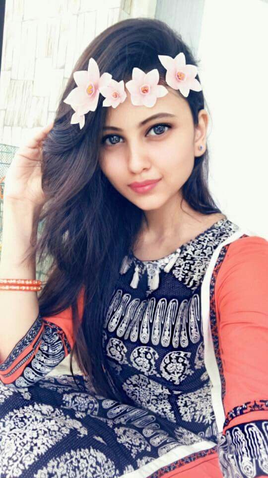 Kajal - Indian escort in Mount Abu photo 1 of 3