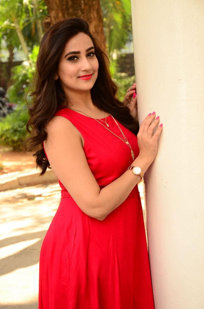 Ashwin Escort Service In Madurai - 14873