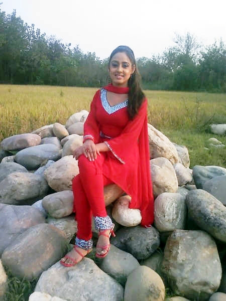Sangeeta - Indian escort in Aleo photo 1 of 5