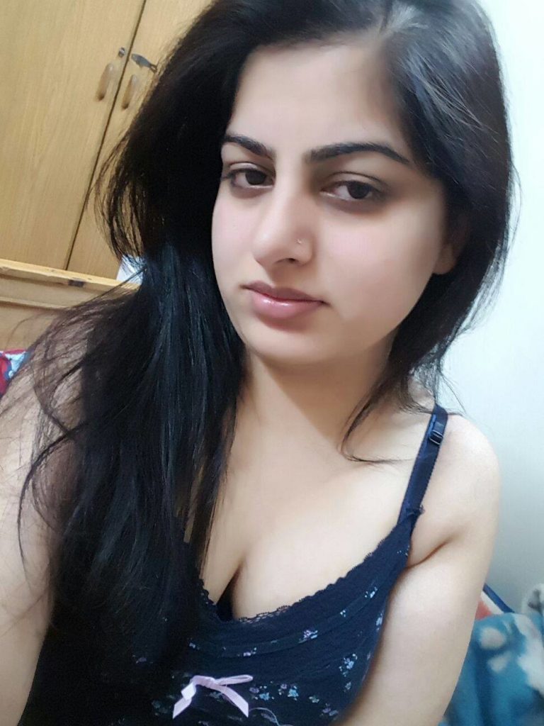 Soniya - Asian escort in Panipat photo 1 of 1