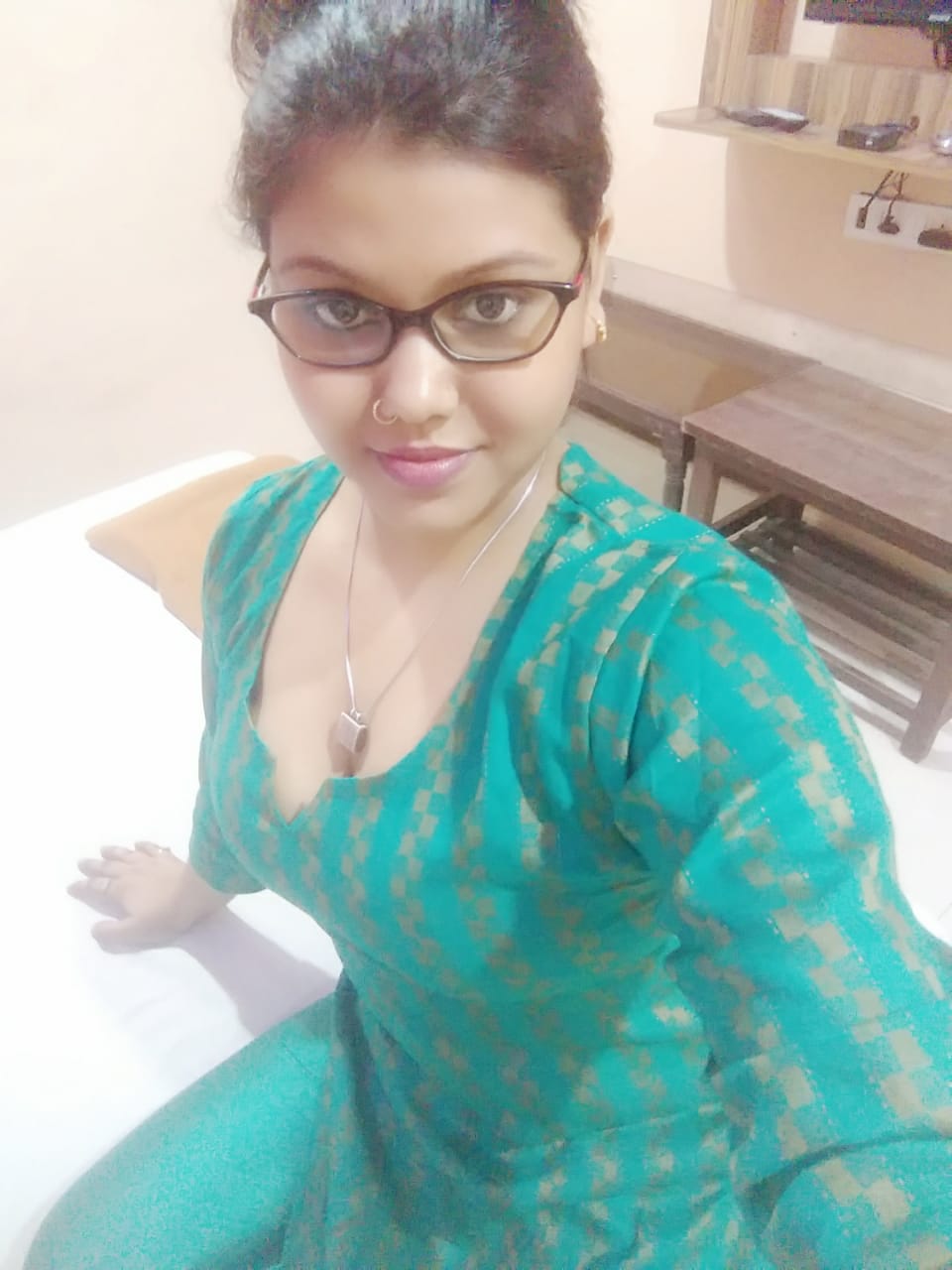 Mahi Katore Escort Service In Thane 