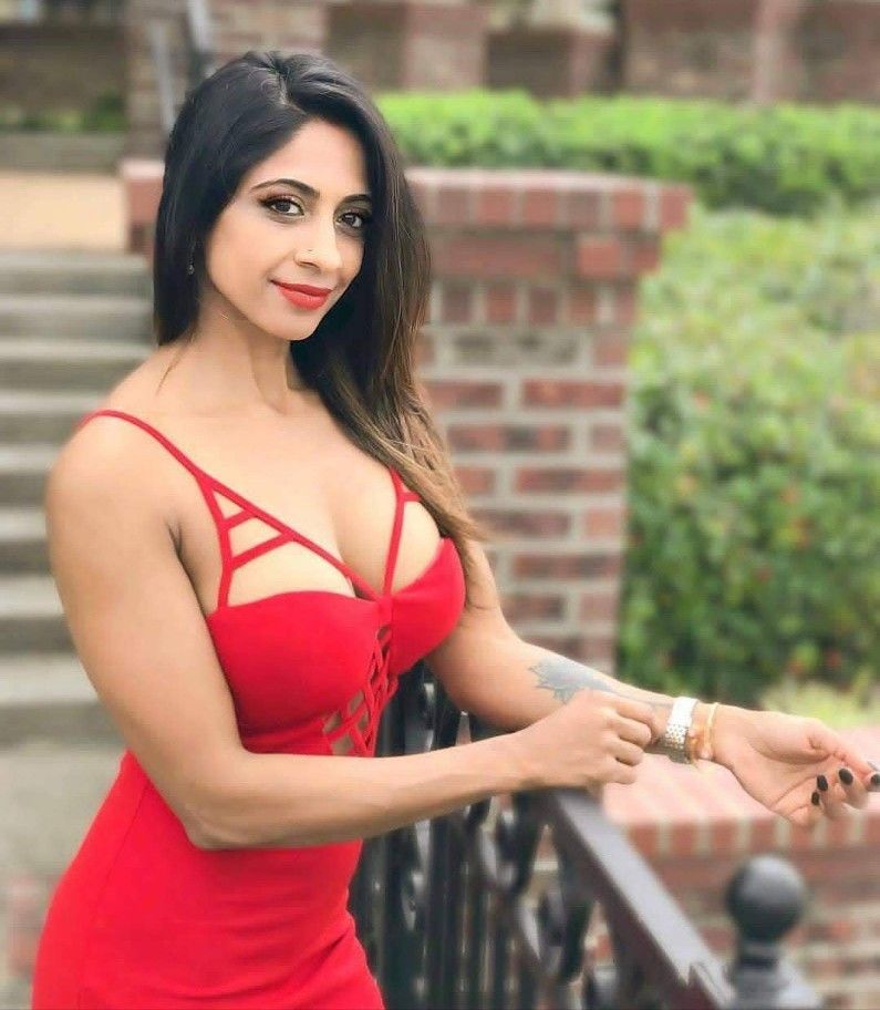 Keerthy - Indian escort in Kochi photo 1 of 1