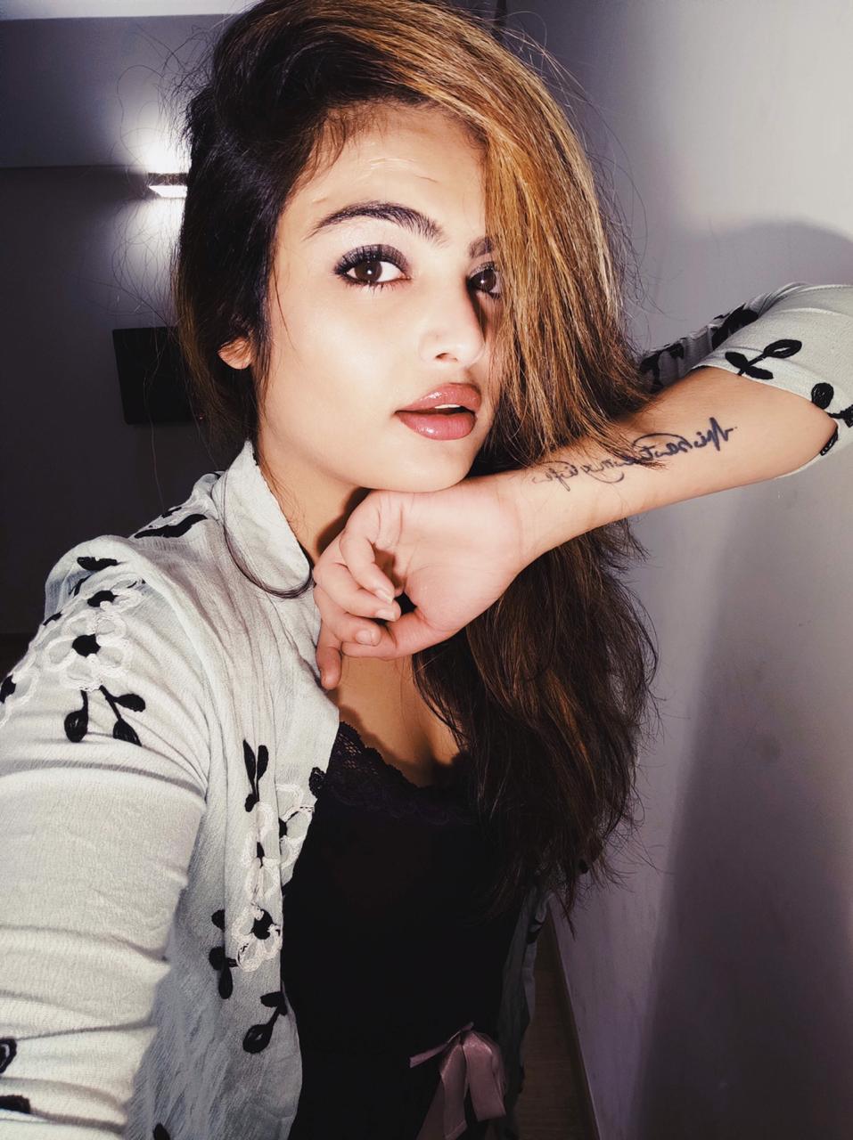 Meena Acharya Nagar Escorts - 17020