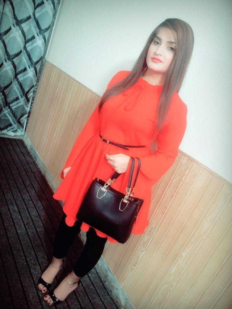 Simran Escorts in Hoshangabad - 17039