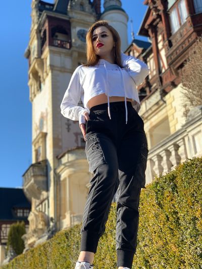 Chavvi Escort service near me