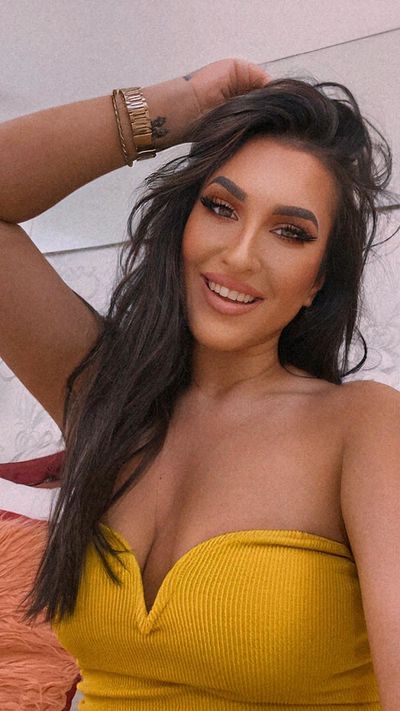 Tara |  Slim, sleek and sexy college girl awaits you. - 19310