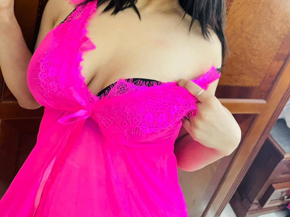 Enjoy With Eshika in Delhi Escort and Get Unlimited Fun - 20351