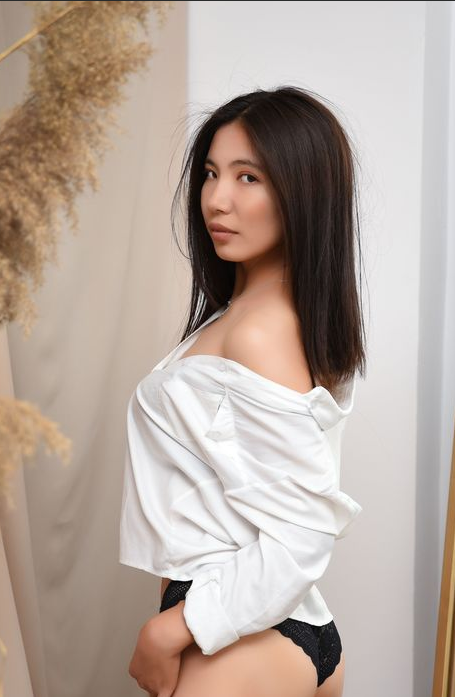 Meet A Top Class Call Girl of passion and true beauty - 15756