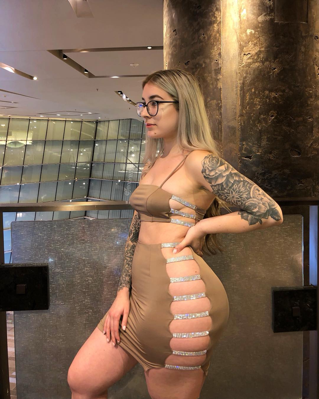 Horny Girl Want My Pussy Licked - 20767