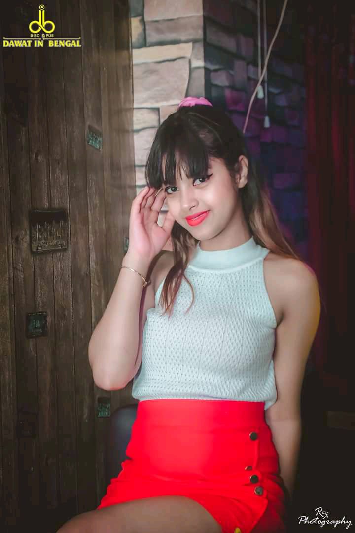 Hi-Profile VIP Call Girl Service - 21156