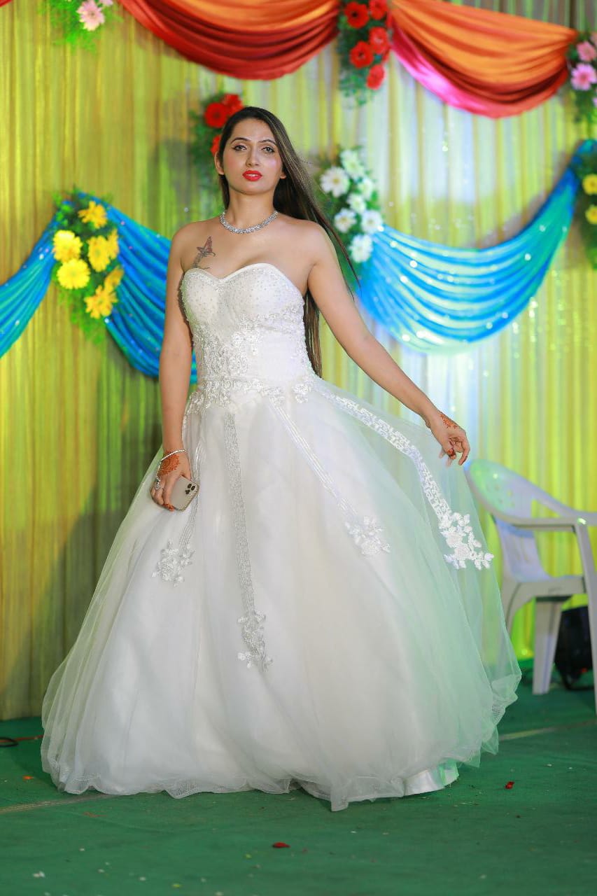 Independent Call Girl in Hyderabad - 21250