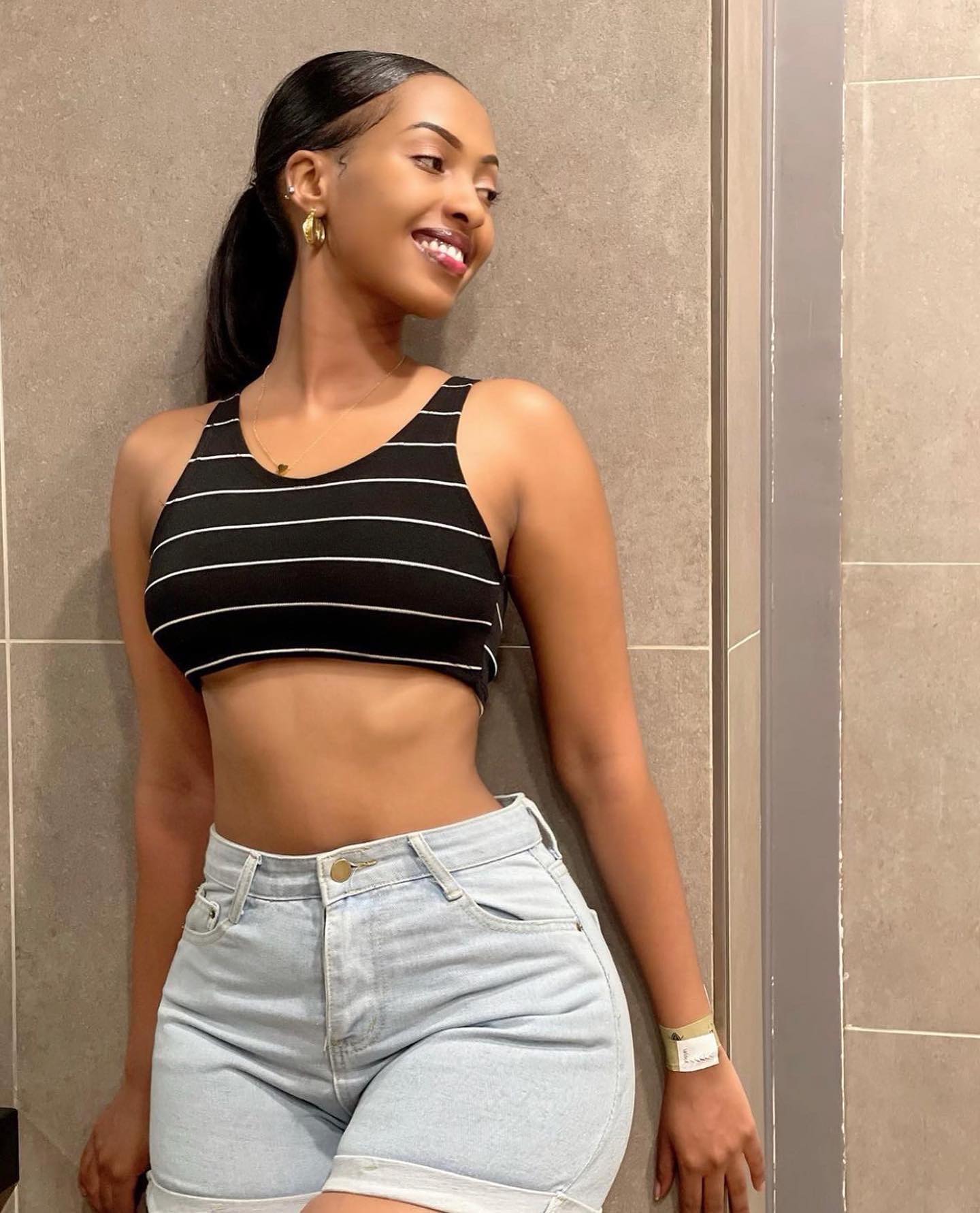 I Am a Sexy Black America Girl Hot and Juicy I Am a Sexy Black America Girl Hot and Juicy