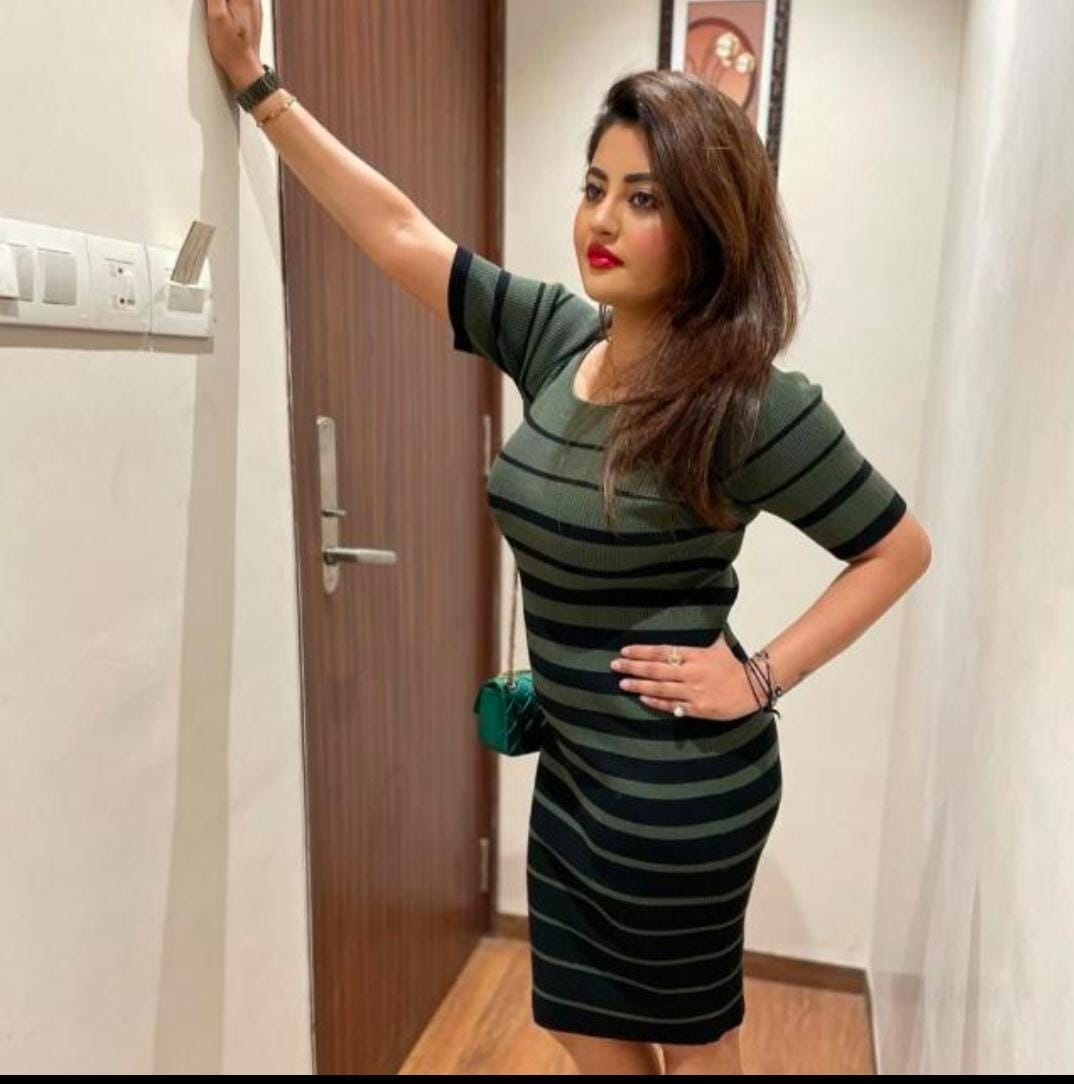 INDEPENDENT HIGH PROFILE LOW PRICE VIP COLLEGE GIRL