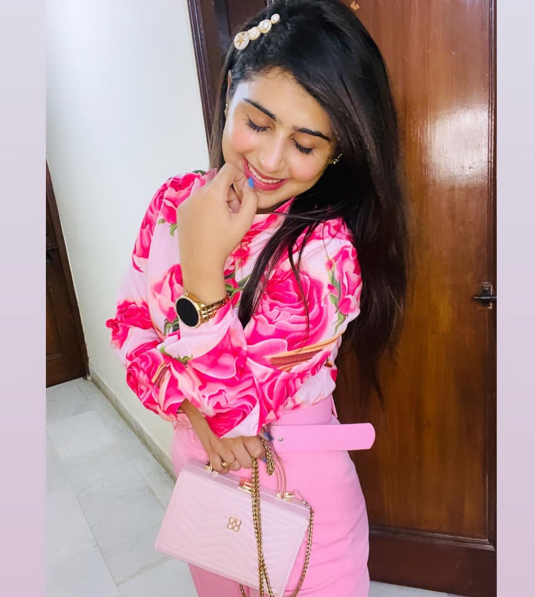 Riya on boat take a shot in Dubai - 21527