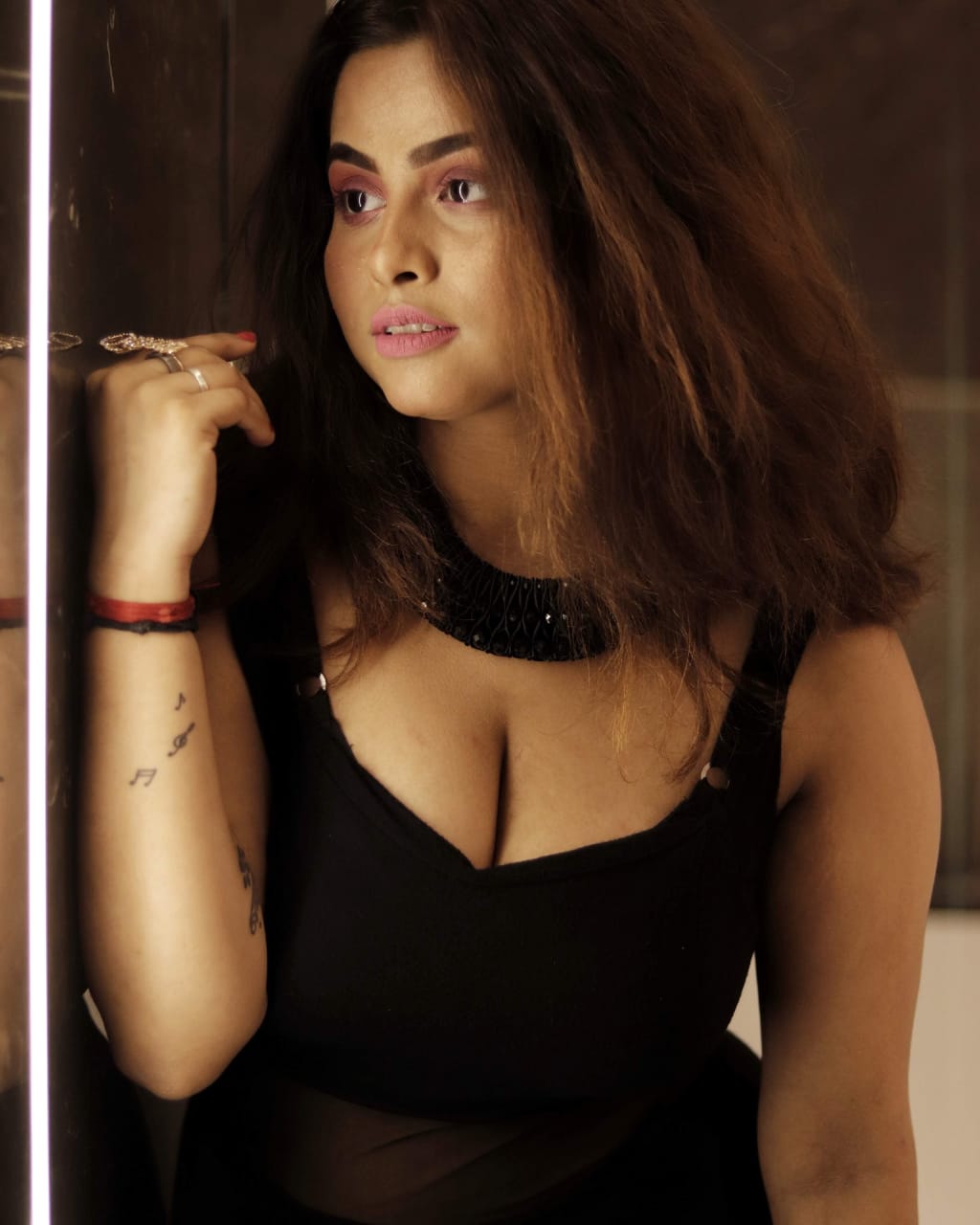 VIP High Profiles Hand Cash Payment Real Meeting Service Vijayawada - 22015