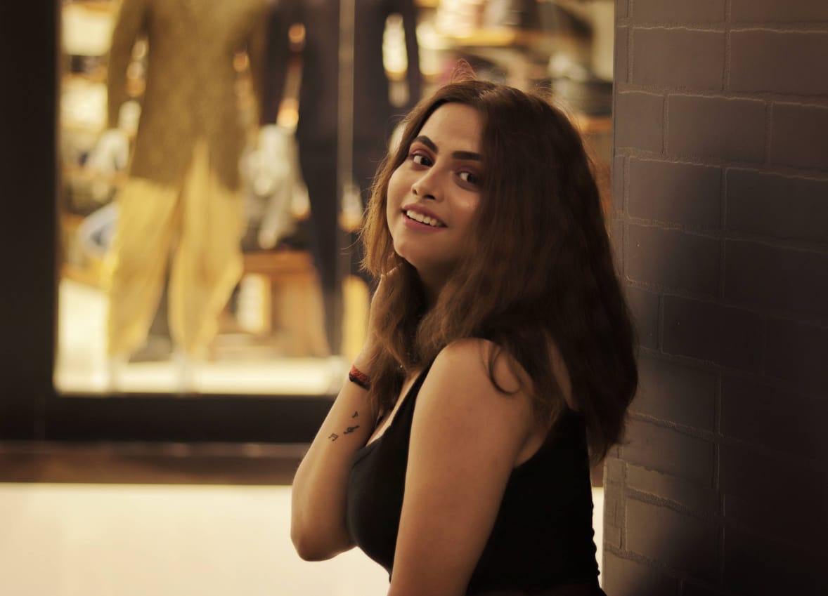 VIP High Profiles Hand Cash Payment Real Meeting Service Vijayawada - 22015