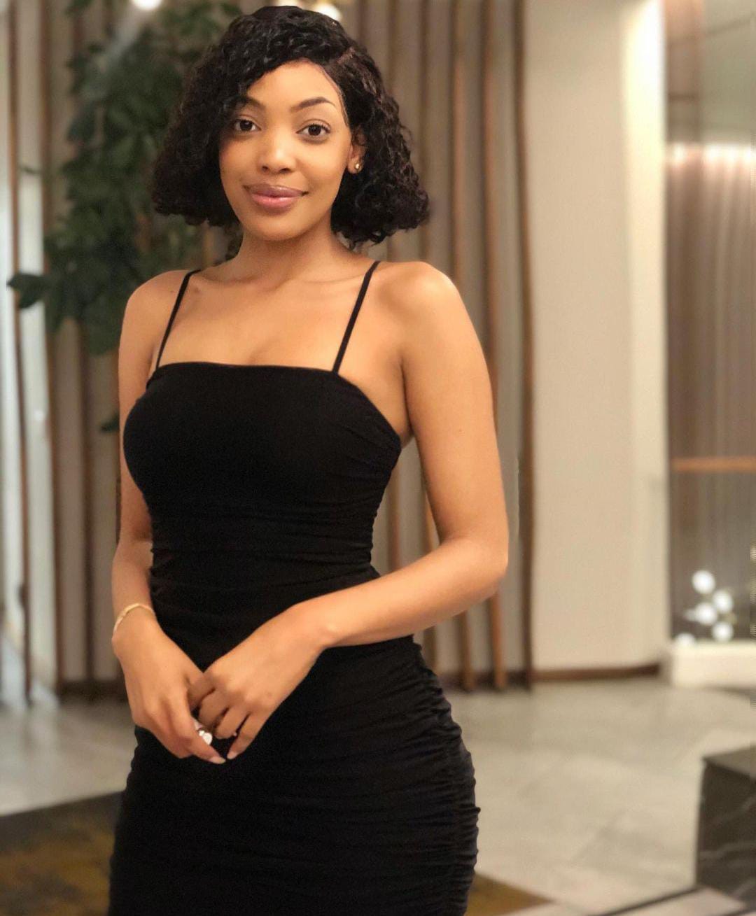 Anabel - Indian escort in Bengaluru photo 1 of 1