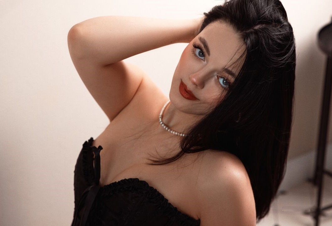 Looking For Safe Escort Girls In Delhi, Connaught Place? Call Me Now