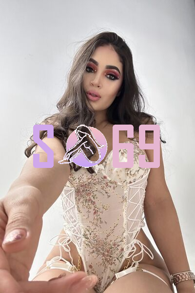 Escort Service With AC Room in Indore at Cheap Rate