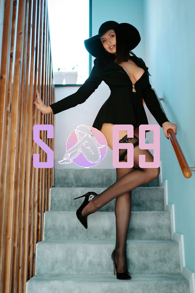 Incredible Experience With Most Curvy Figures - 21159