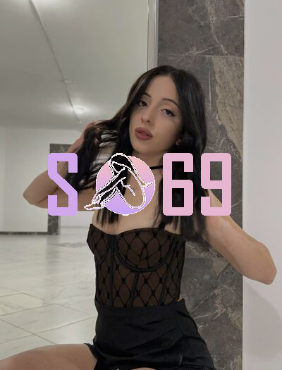 Incall and Outcall Facility With Varanasi Escorts - 21222